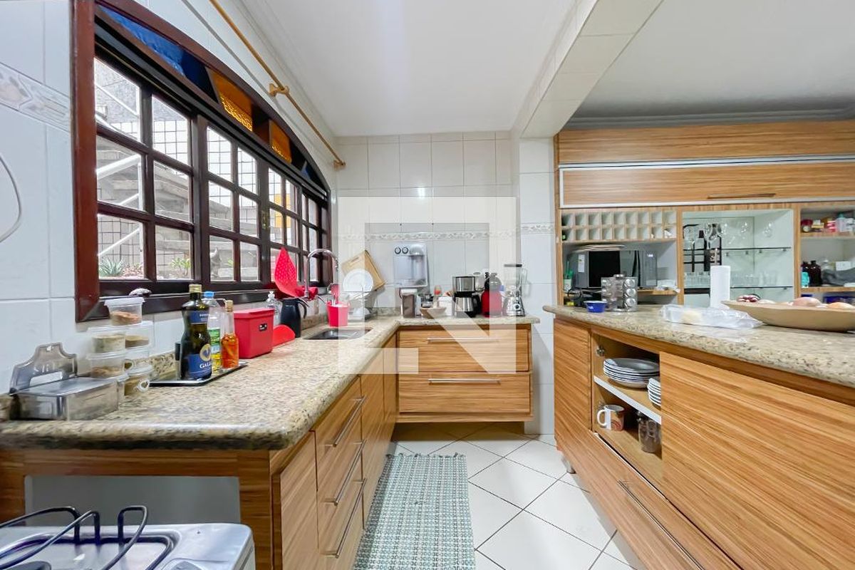 Casa, 3 quartos, 234 m² - Foto 52