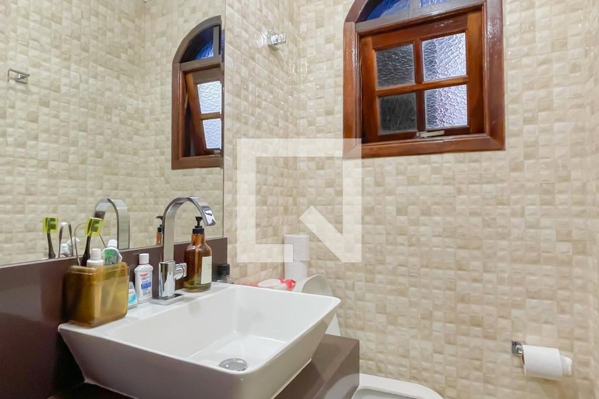 Casa, 3 quartos, 234 m² - Foto 34