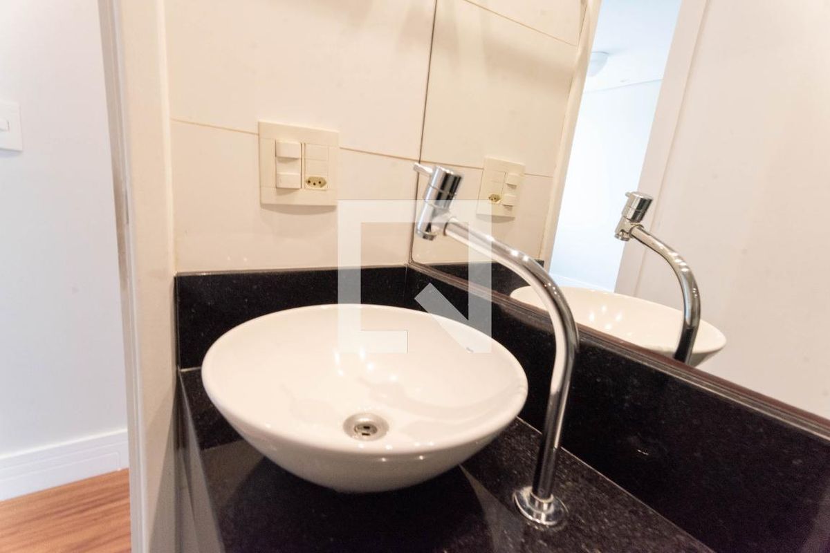 Apartamento à Venda - Parque Prado, 3 Quartos,  45 m2 em , Campinas - sp | SoloBR