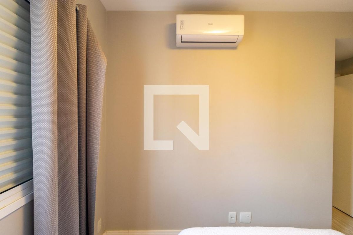 Apartamento à Venda - Centro, 2 Quartos,  67 m2 em , Campinas - sp | SoloBR