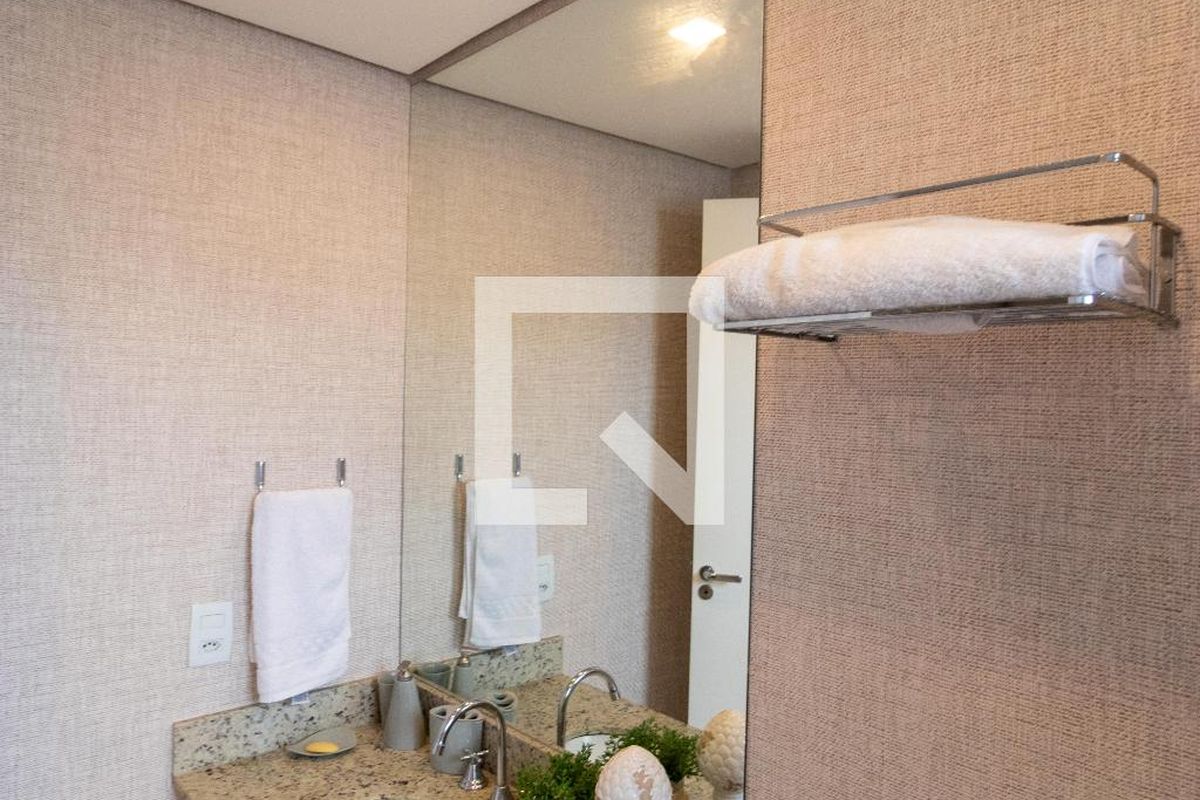 Apartamento à Venda - Centro, 2 Quartos,  67 m2 em , Campinas - sp | SoloBR