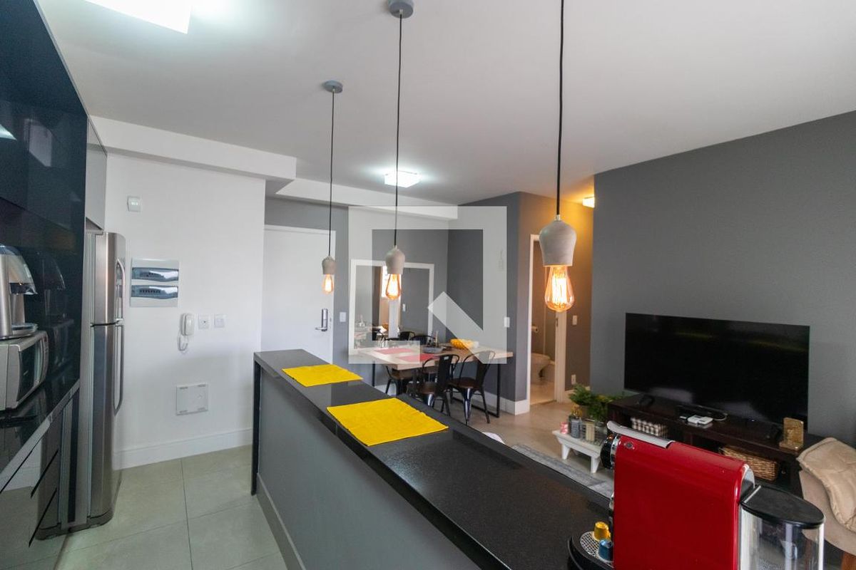 Apartamento à Venda - Centro, 2 Quartos,  67 m2 em , Campinas - sp | SoloBR