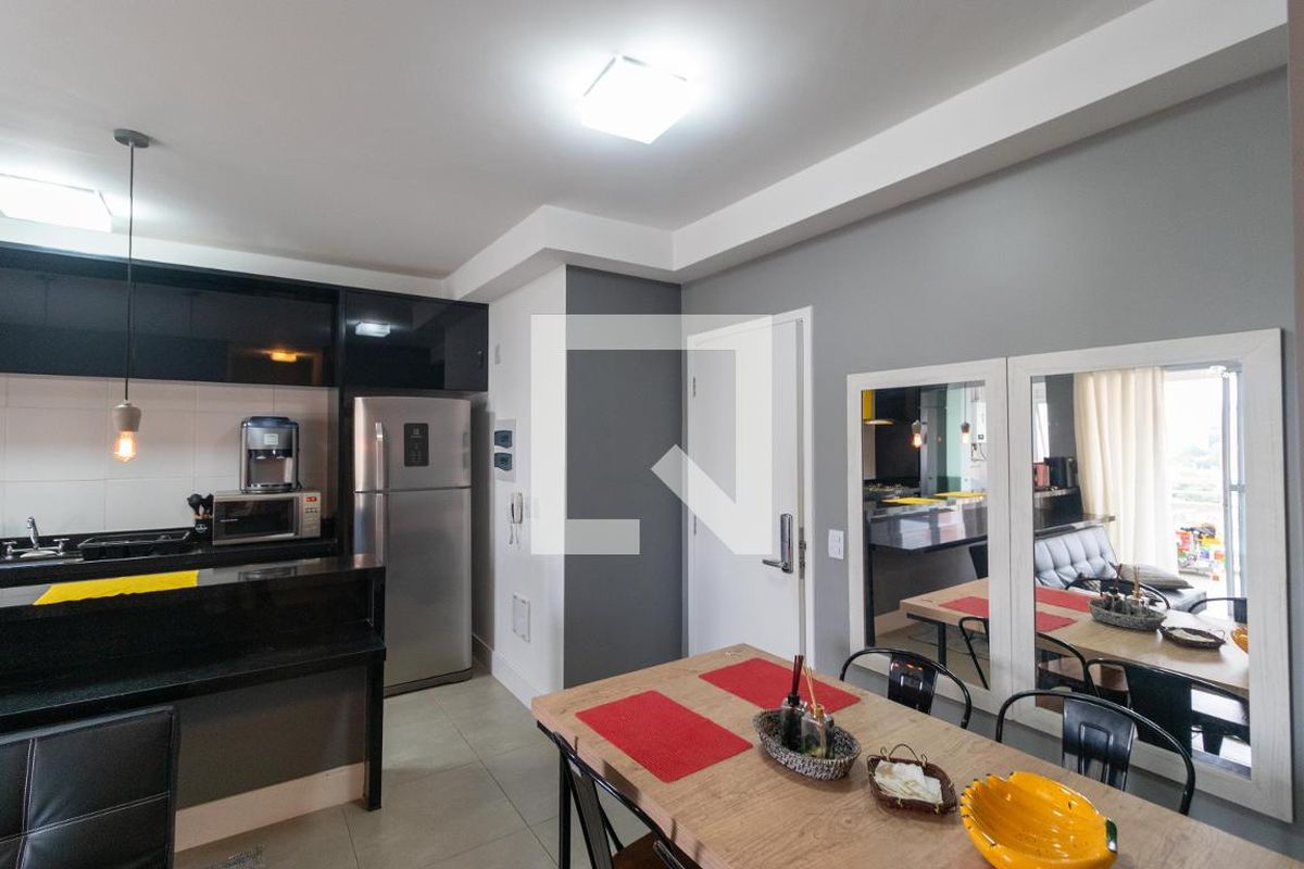 Apartamento à Venda - Centro, 2 Quartos,  67 m2 em , Campinas - sp | SoloBR