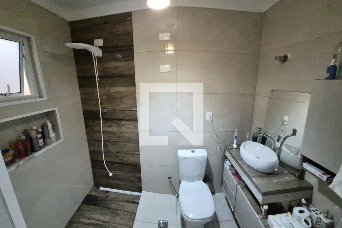 Casa, 4 quartos, 263 m² - Foto 44