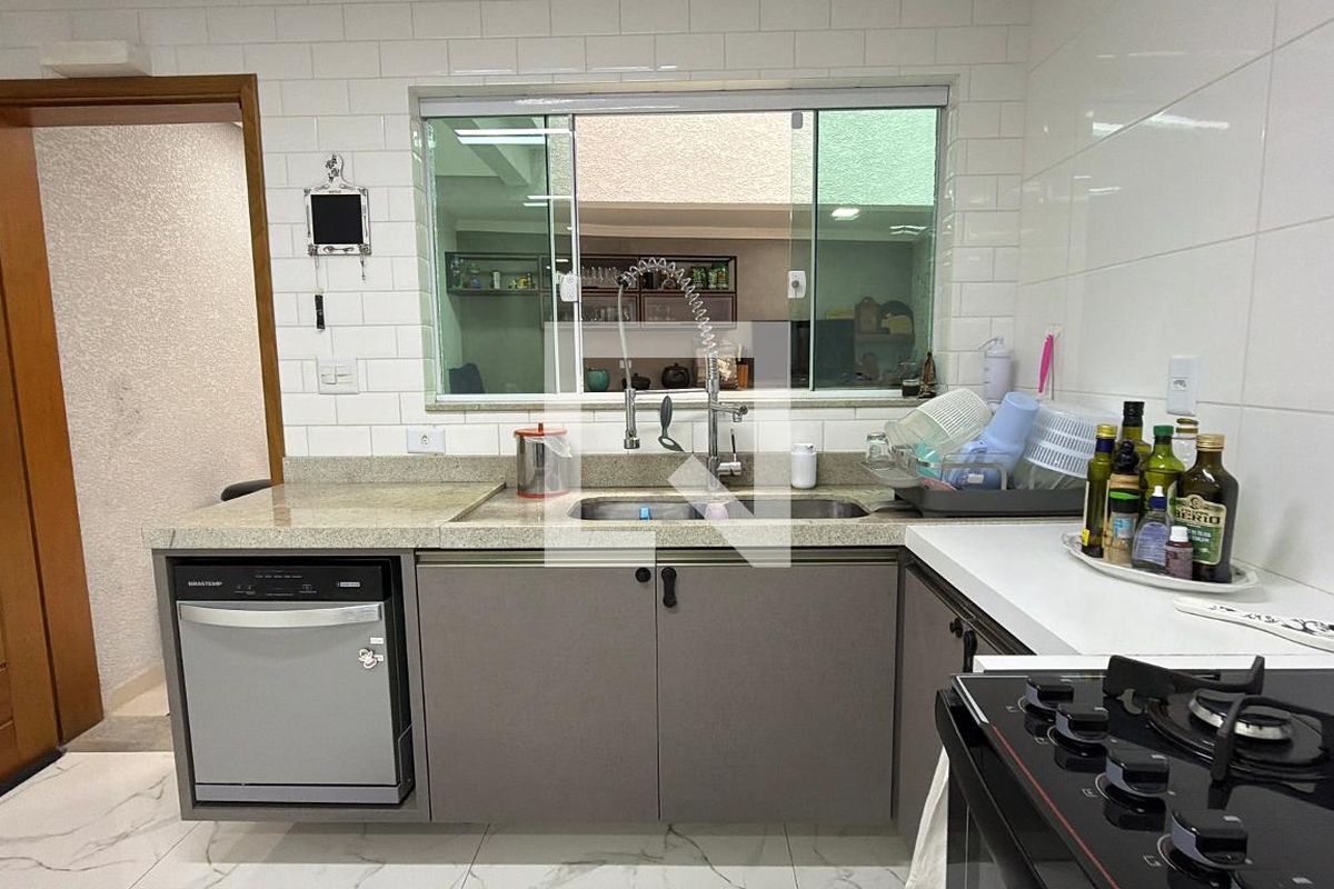 Casa, 3 quartos, 204 m² - Foto 62