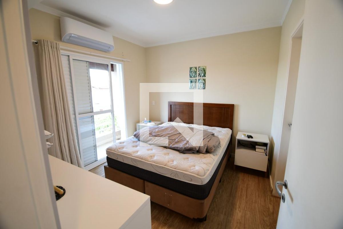 Casa à Venda - Lot. Alphaville Campinas, 3 Quartos,  120 m2 em , Campinas - sp | SoloBR