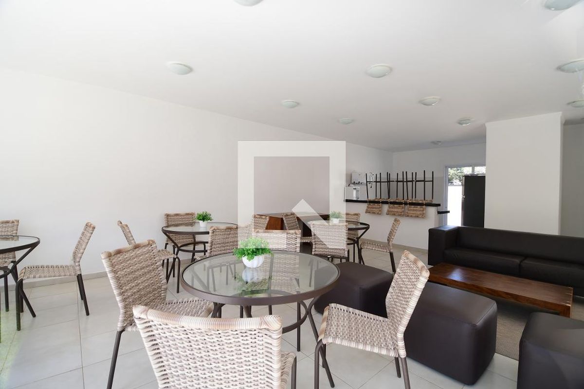 Casa à Venda - Lot. Alphaville Campinas, 3 Quartos,  120 m2 em , Campinas - sp | SoloBR