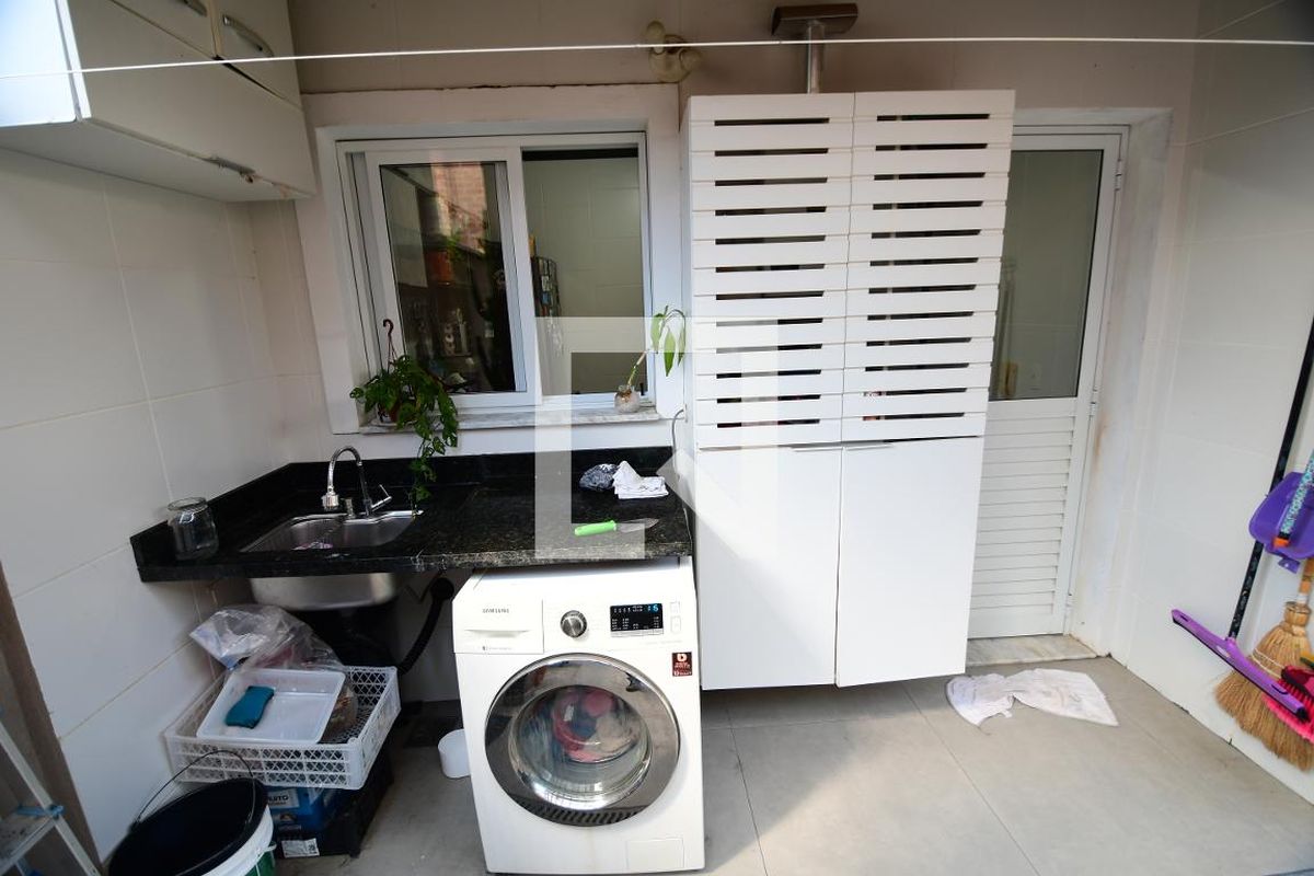 Casa à Venda - Lot. Alphaville Campinas, 3 Quartos,  120 m2 em , Campinas - sp | SoloBR