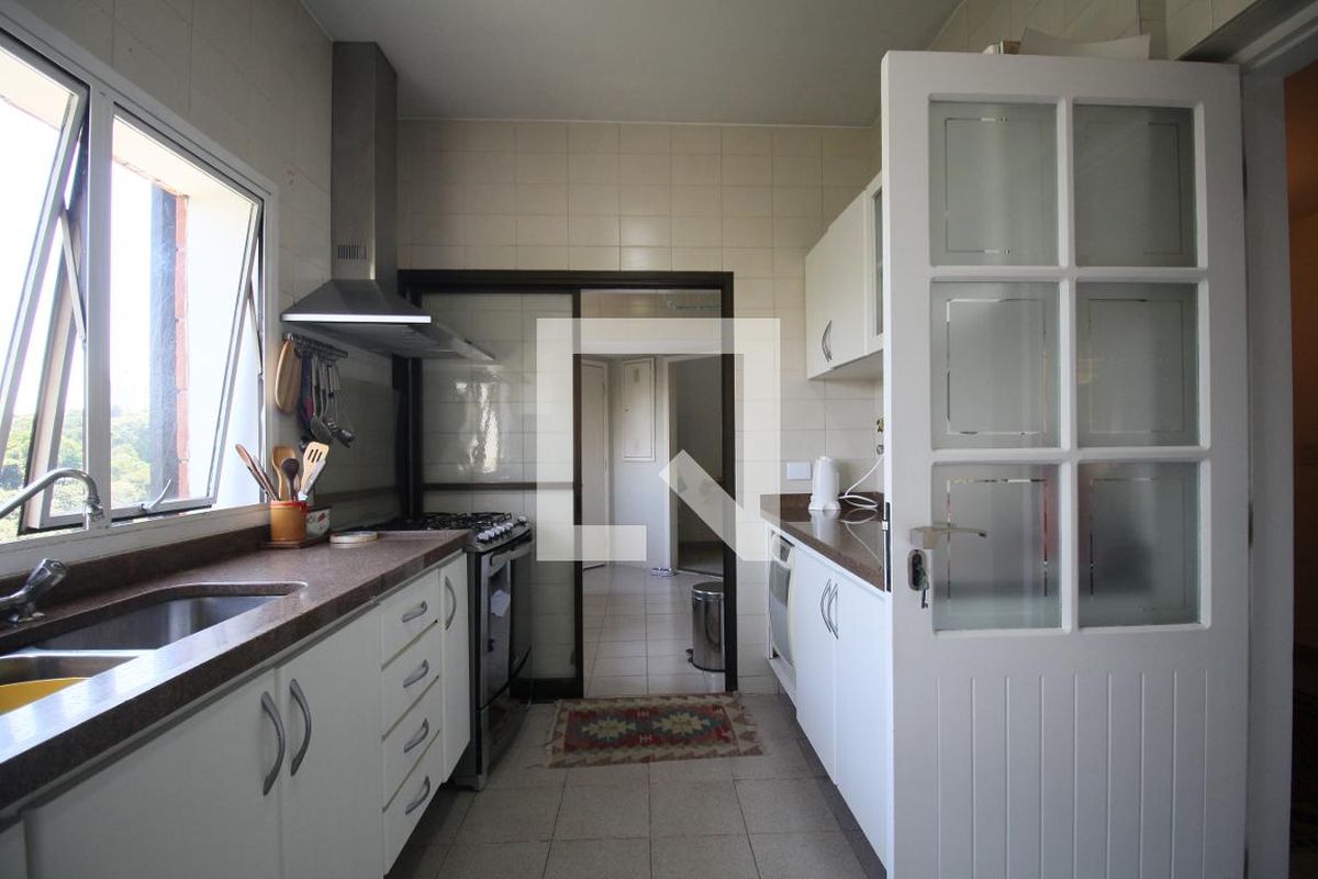 Apartamento, 3 quartos, 189 m² - Foto 84