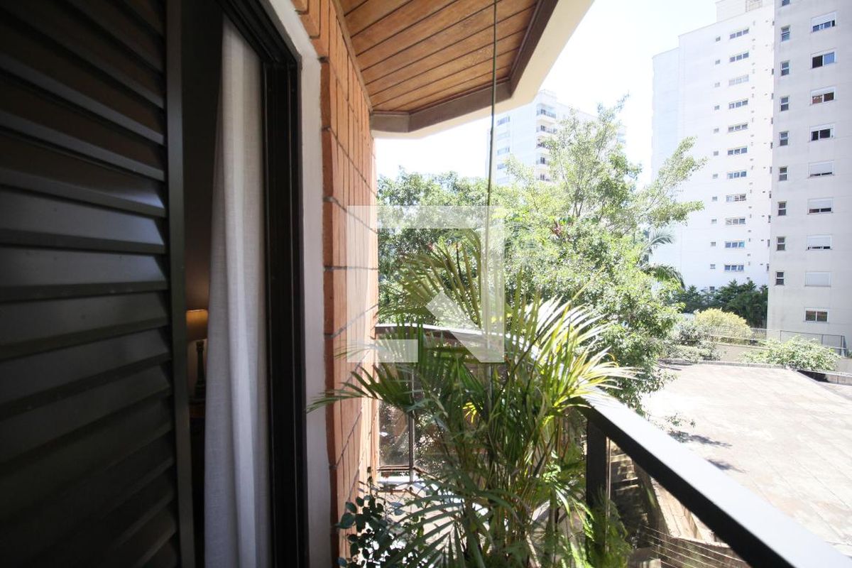 Apartamento, 3 quartos, 189 m² - Foto 42