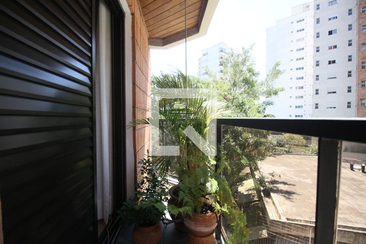 Apartamento, 3 quartos, 189 m² - Foto 44