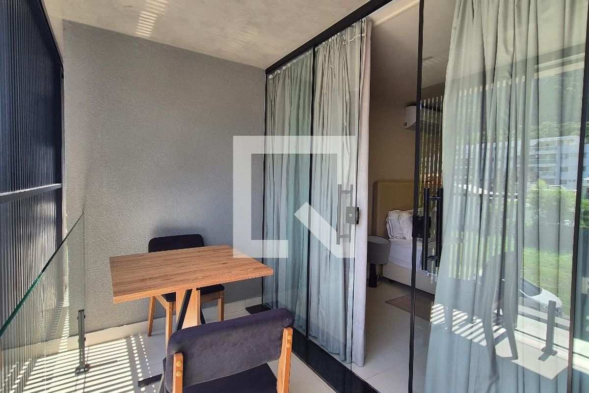 Casa, 3 quartos, 325 m² - Foto 68