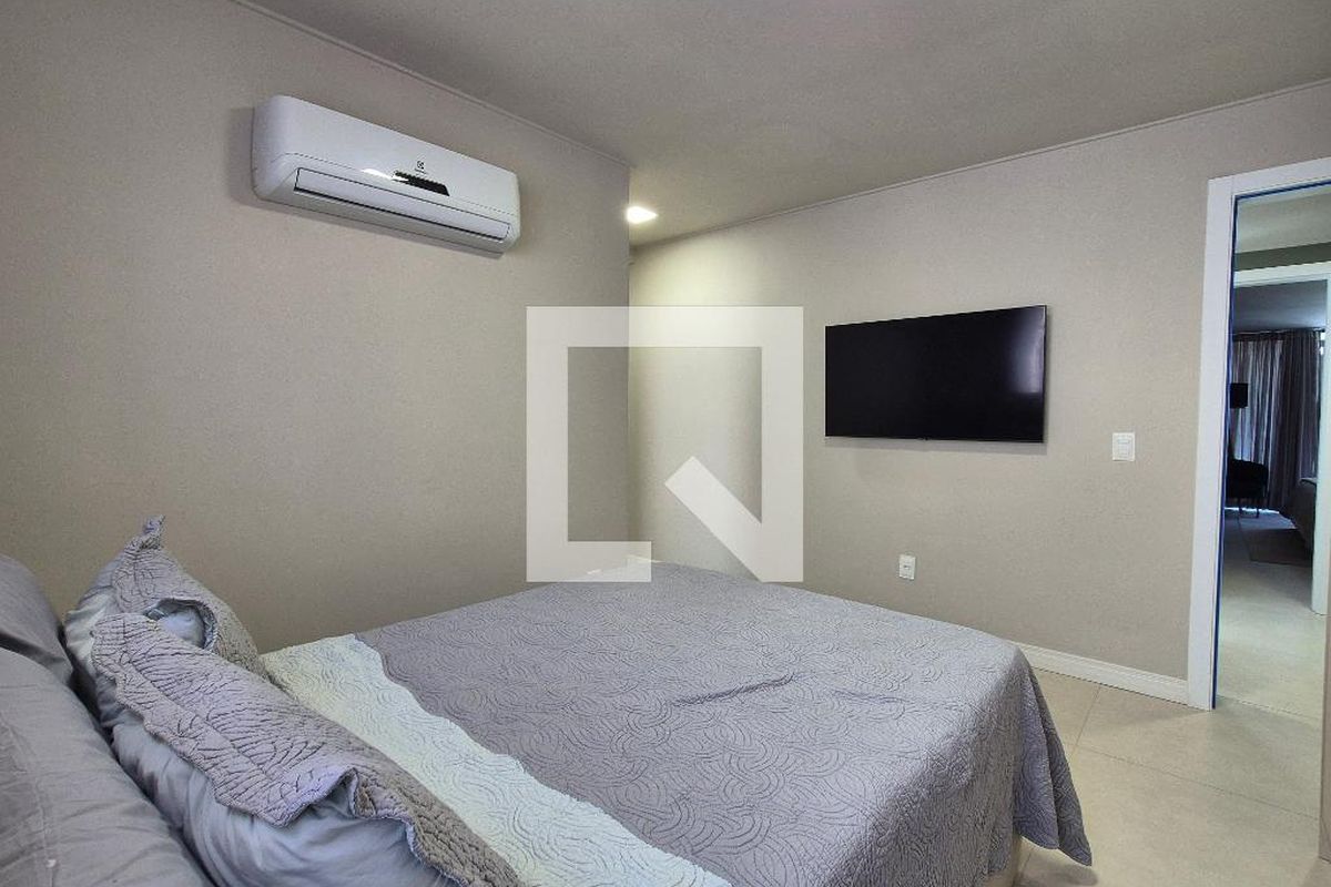 Casa, 3 quartos, 325 m² - Foto 22