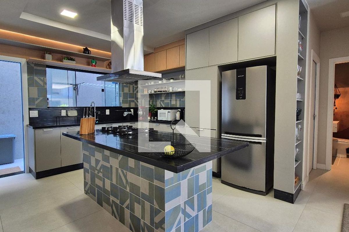 Casa, 3 quartos, 325 m² - Foto 108