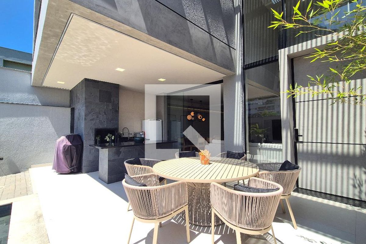 Casa, 3 quartos, 325 m² - Foto 128