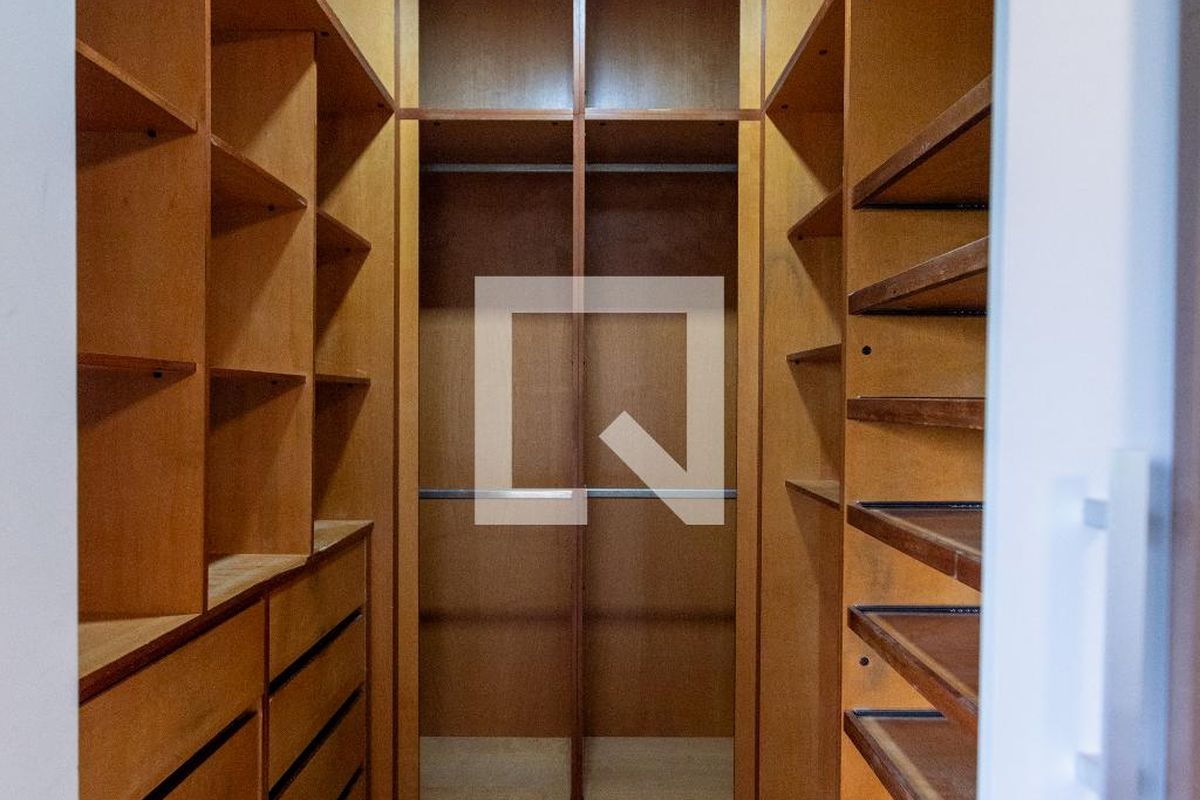 Apartamento à Venda - Cambuí, 3 Quartos,  160 m2 em , Campinas - sp | SoloBR