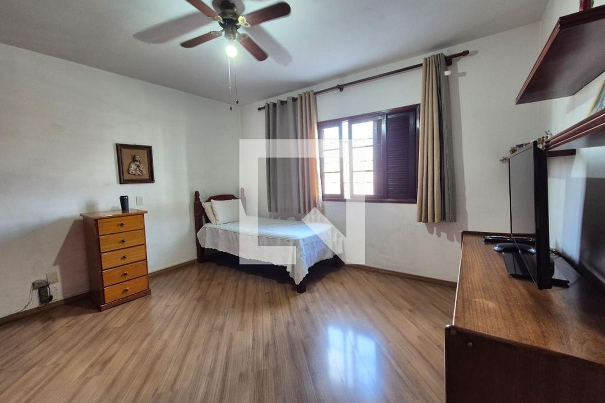 Casa, 4 quartos, 180 m² - Foto 18
