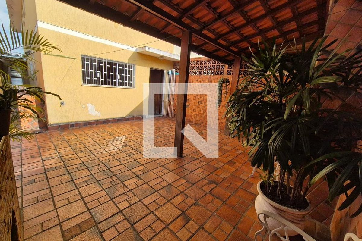 Casa, 4 quartos, 180 m² - Foto 56