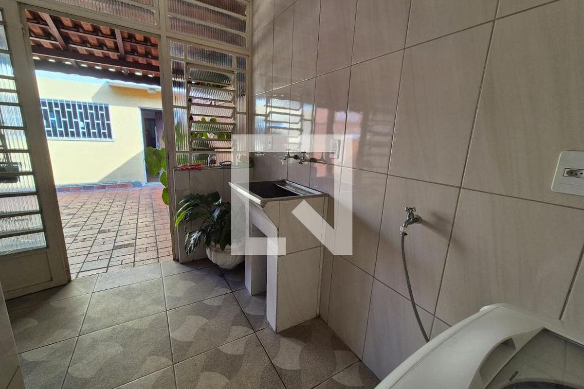 Casa, 4 quartos, 180 m² - Foto 48