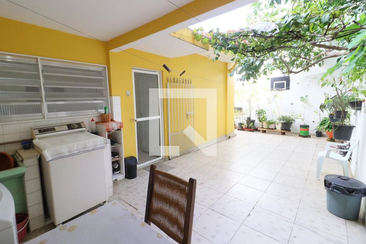 Casa, 2 quartos, 171 m² - Foto 38