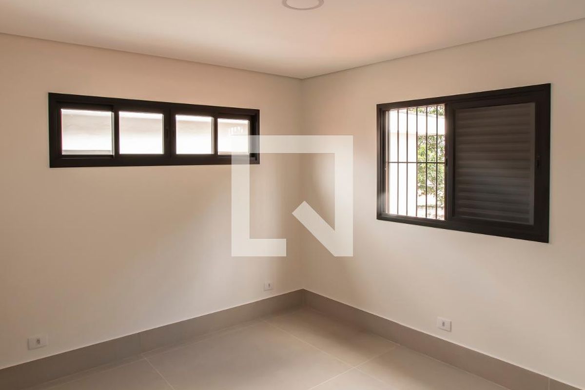 Casa, 4 quartos, 194 m² - Foto 37