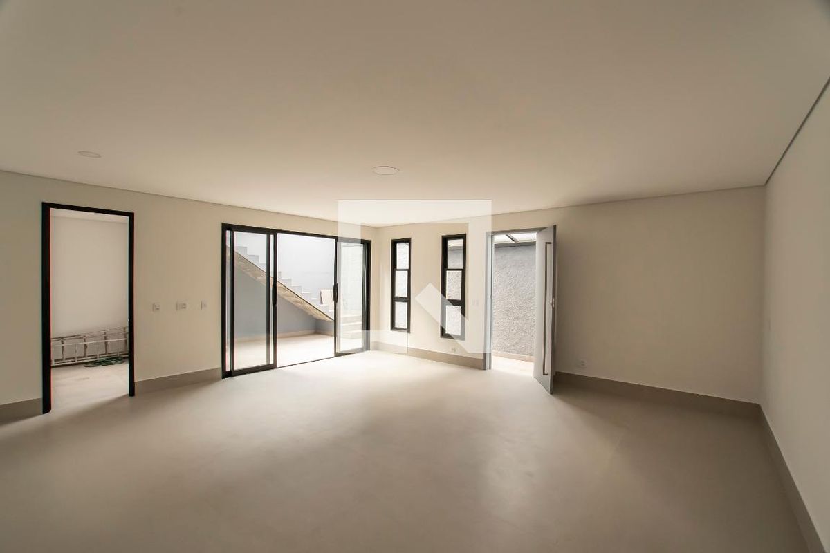 Casa, 4 quartos, 194 m² - Foto 1