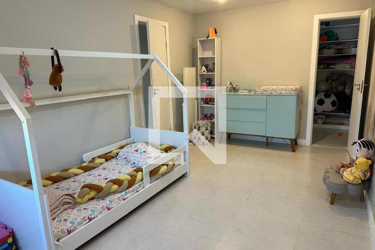 Casa, 4 quartos, 273 m² - Foto 42