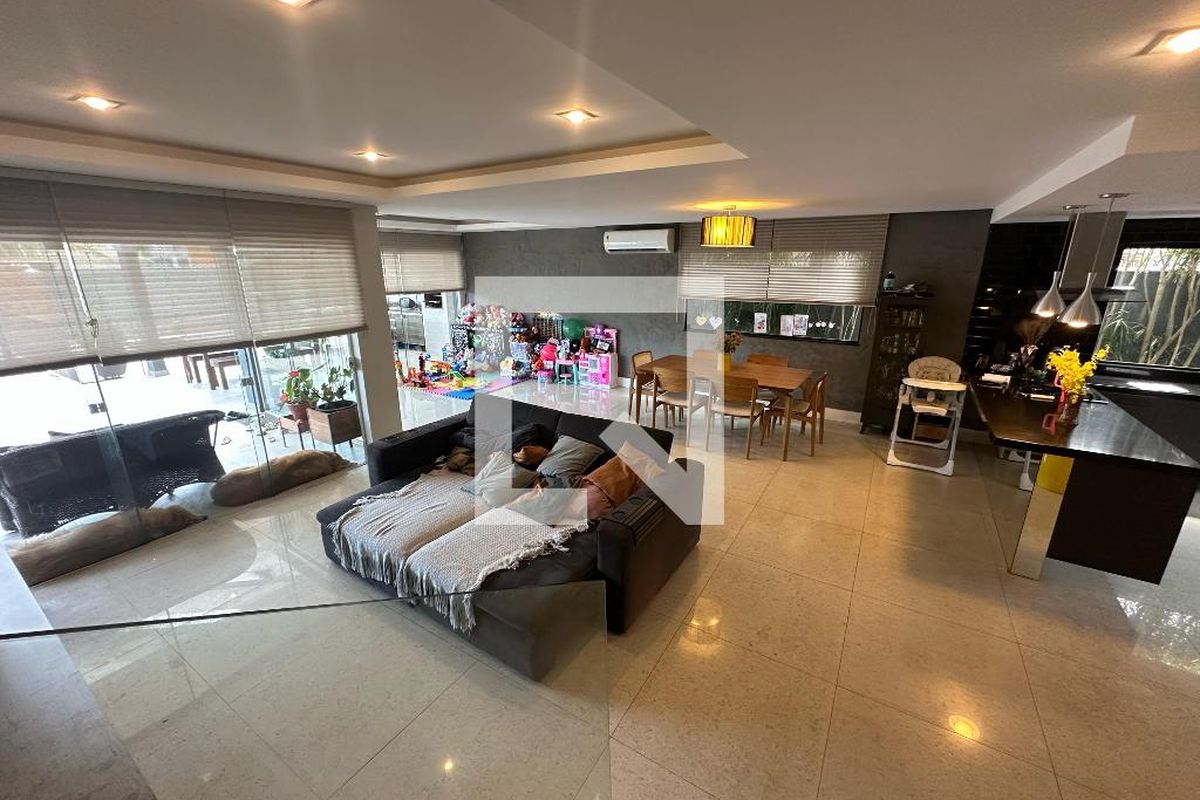 Casa, 4 quartos, 273 m² - Foto 2
