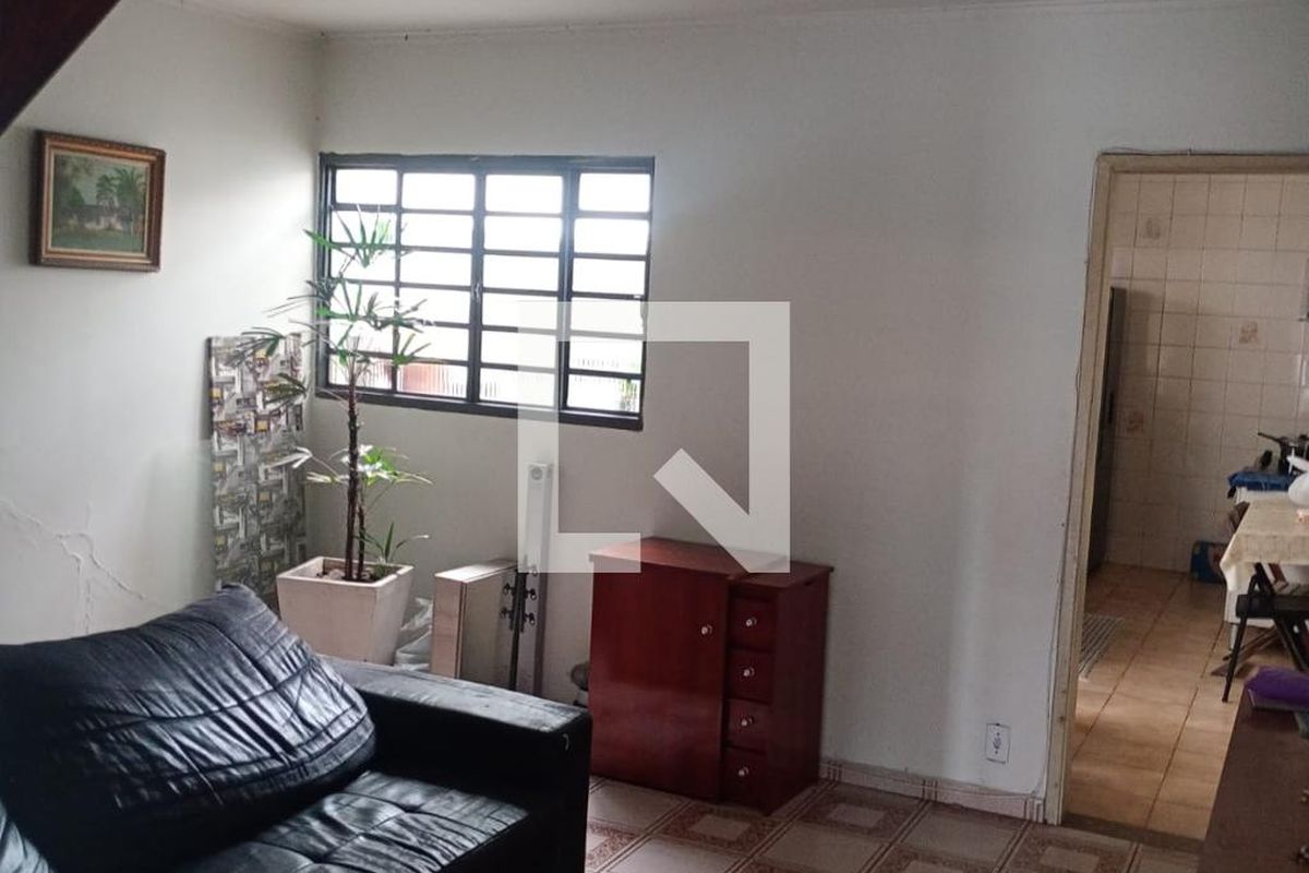 Casa, 3 quartos, 60 m² - Foto 2