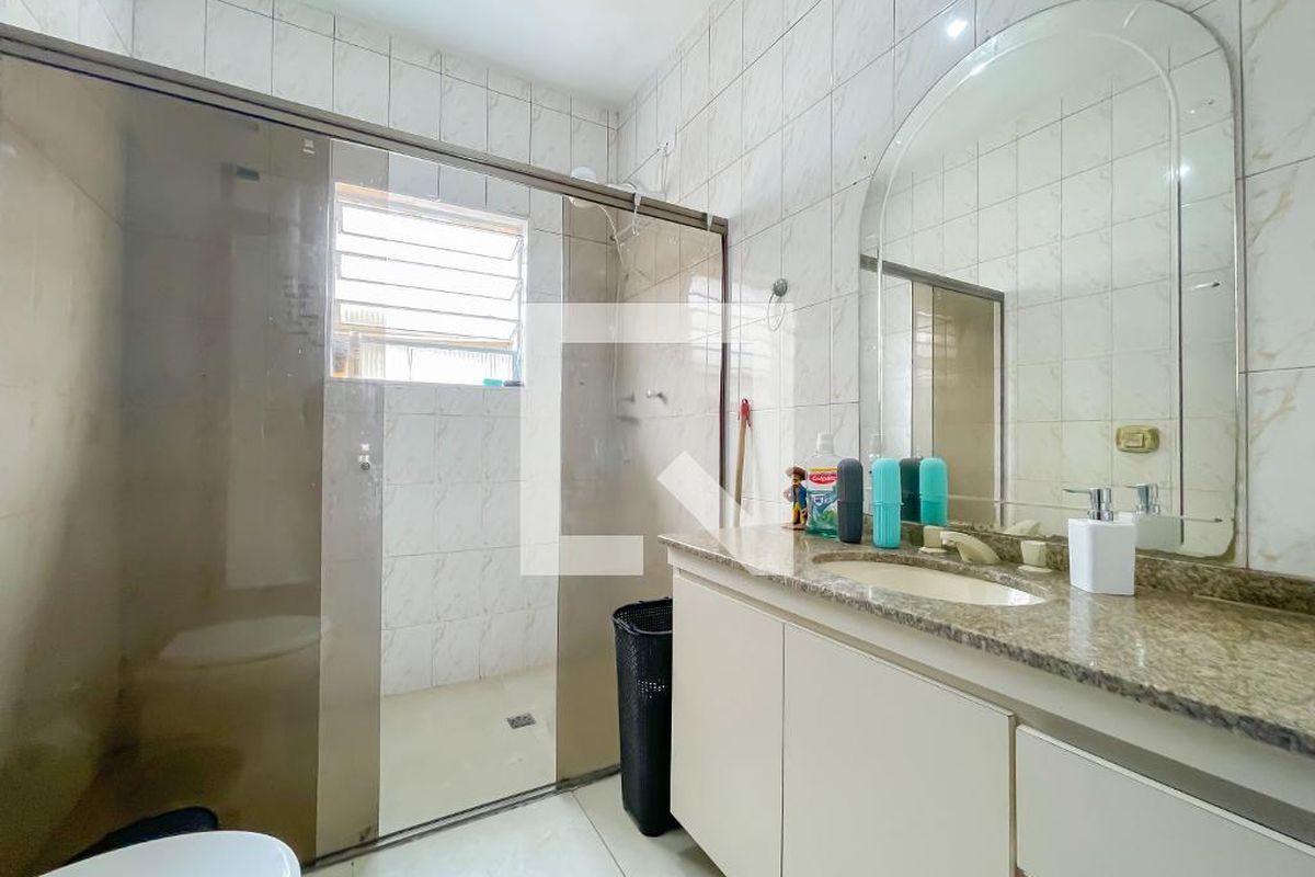 Casa, 3 quartos, 240 m² - Foto 48