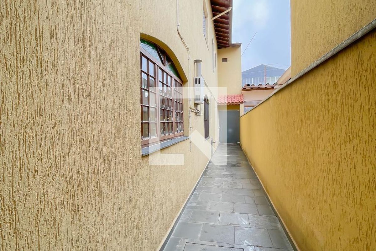 Casa, 3 quartos, 240 m² - Foto 64