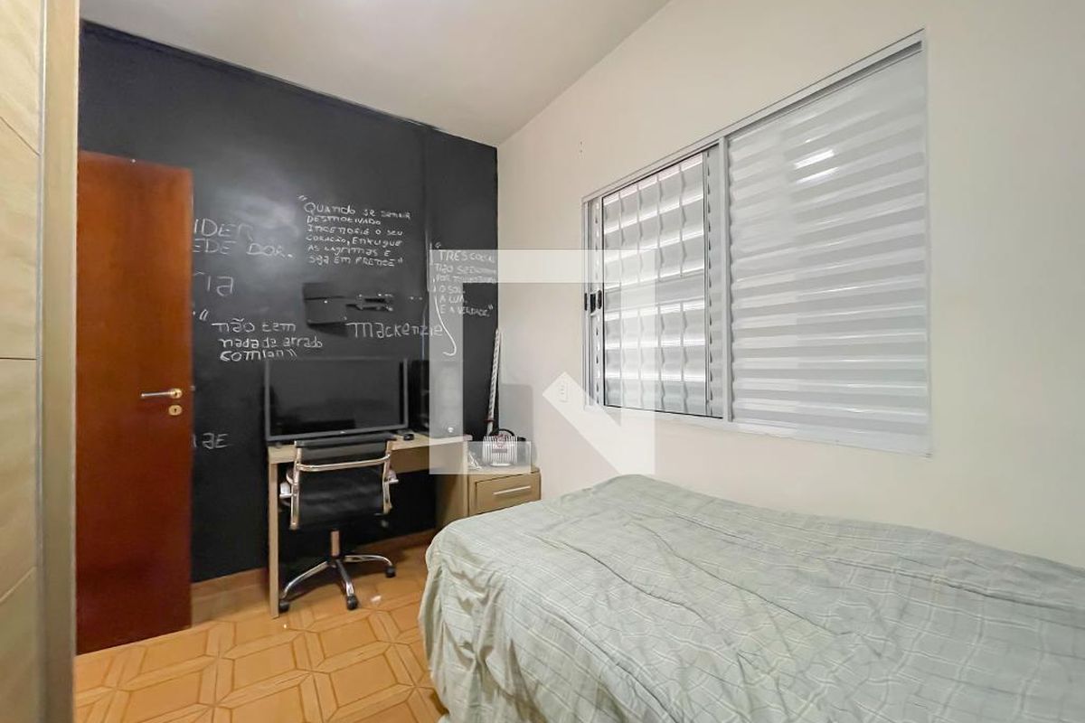 Casa, 3 quartos, 240 m² - Foto 44