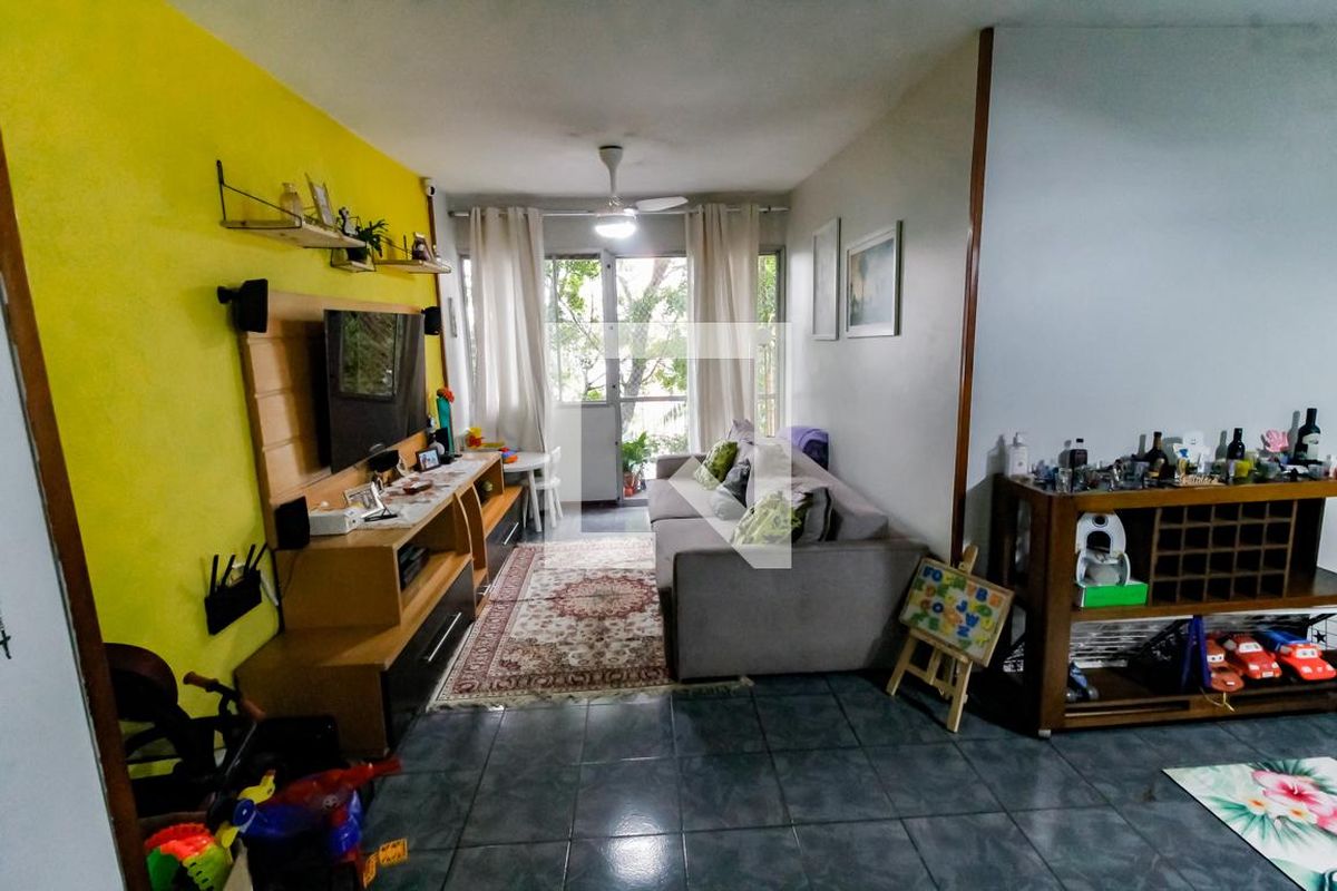 Apartamento, 3 quartos, 71 m² - Foto 2