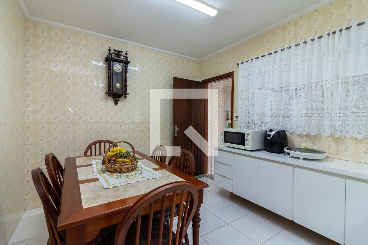 Casa, 3 quartos, 200 m² - Foto 80