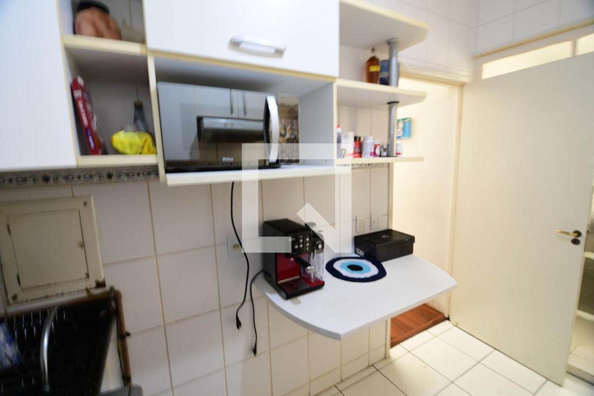 Apartamento à Venda - Cambuí, 2 Quartos,  100 m2 em , Campinas - sp | SoloBR