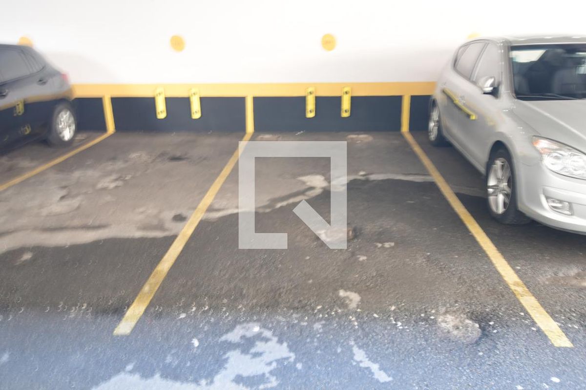 Apartamento à Venda - Cambuí, 2 Quartos,  100 m2 em , Campinas - sp | SoloBR
