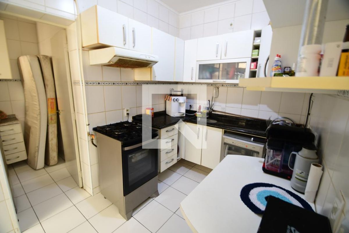 Apartamento à Venda - Cambuí, 2 Quartos,  100 m2 em , Campinas - sp | SoloBR