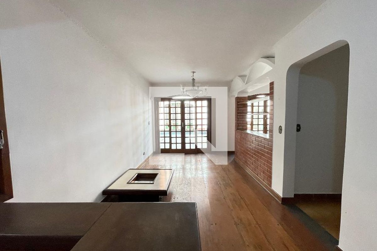 Casa, 4 quartos, 272 m² - Foto 3