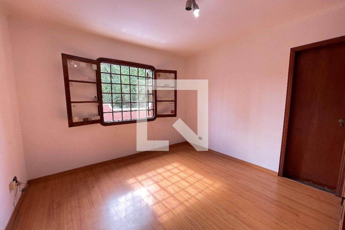 Casa, 4 quartos, 272 m² - Foto 35