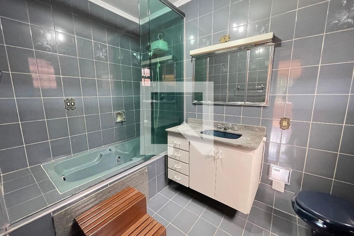 Casa, 4 quartos, 272 m² - Foto 53