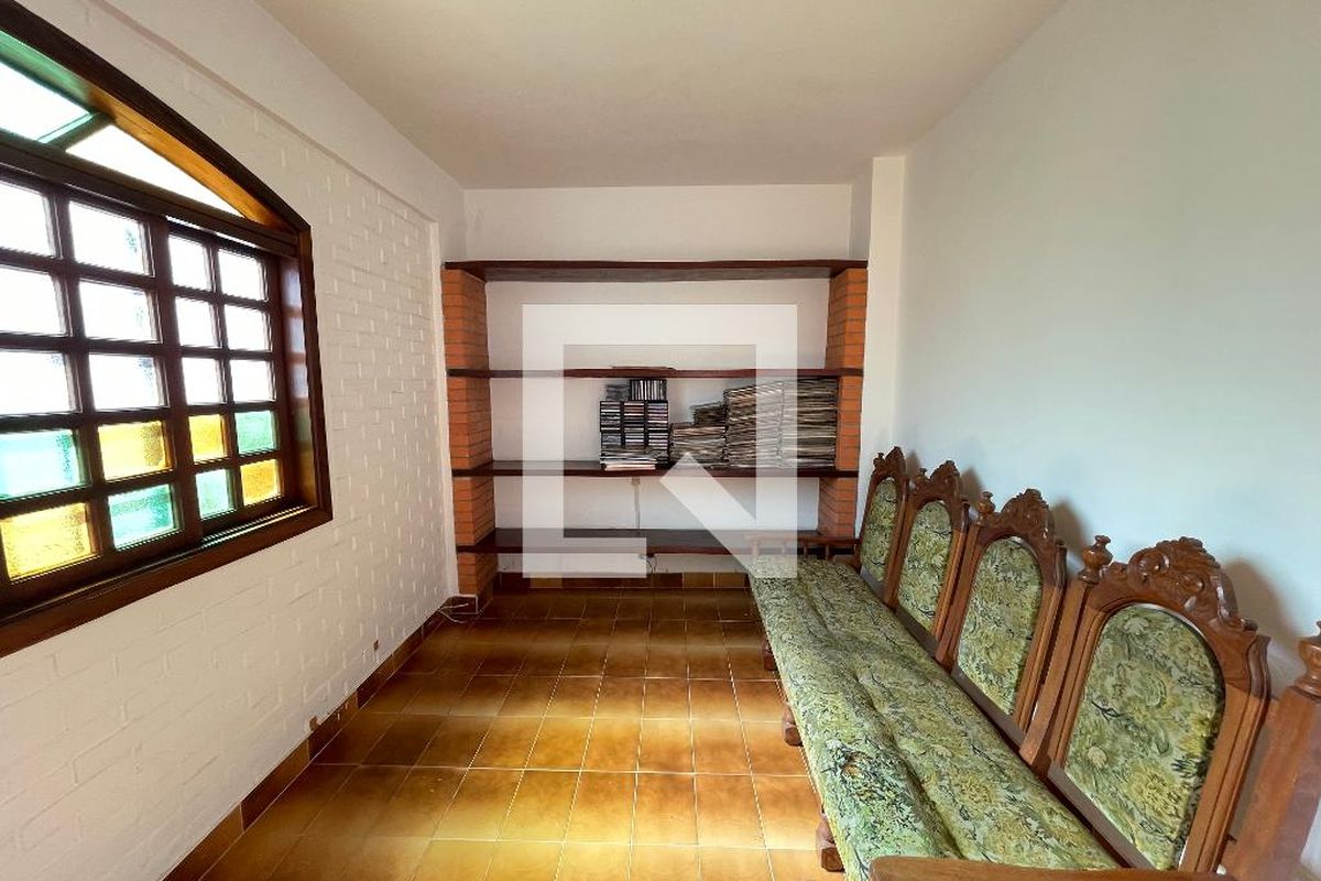 Casa, 4 quartos, 272 m² - Foto 42