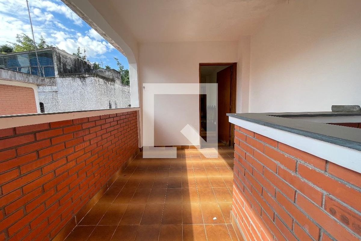 Casa, 4 quartos, 272 m² - Foto 47