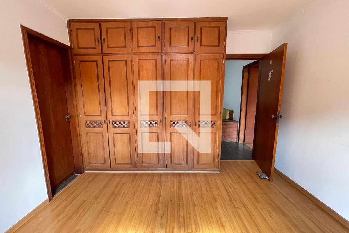 Casa, 4 quartos, 272 m² - Foto 39