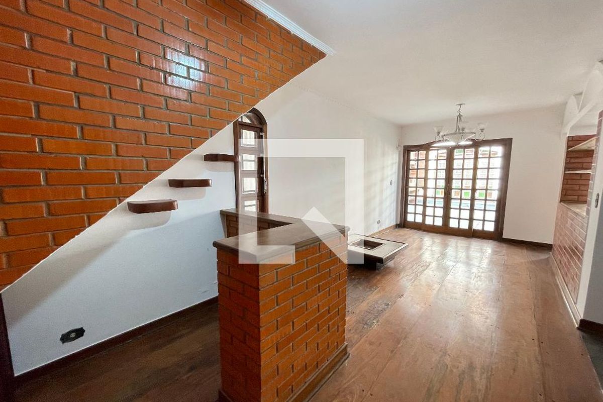 Casa, 4 quartos, 272 m² - Foto 1