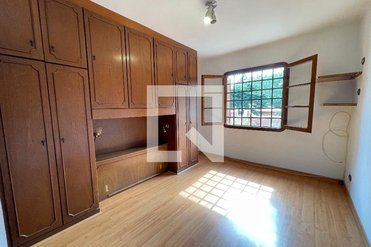 Casa, 4 quartos, 272 m² - Foto 28