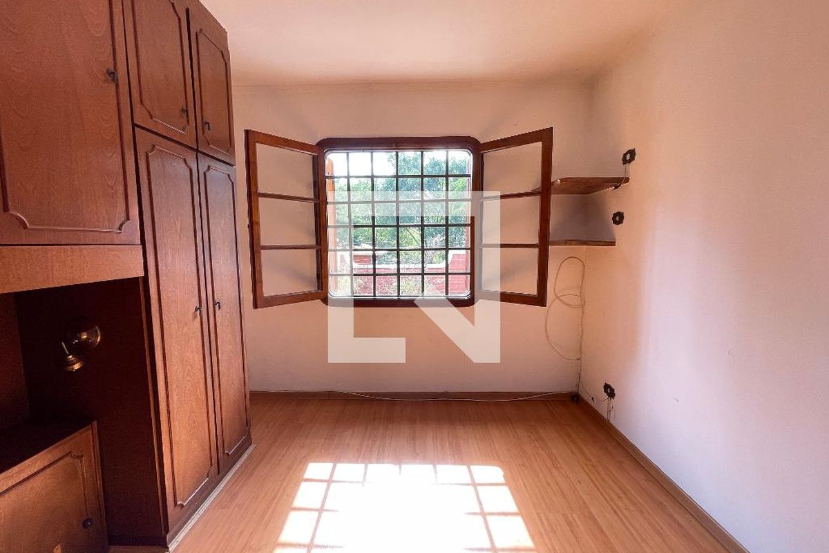 Casa, 4 quartos, 272 m² - Foto 29