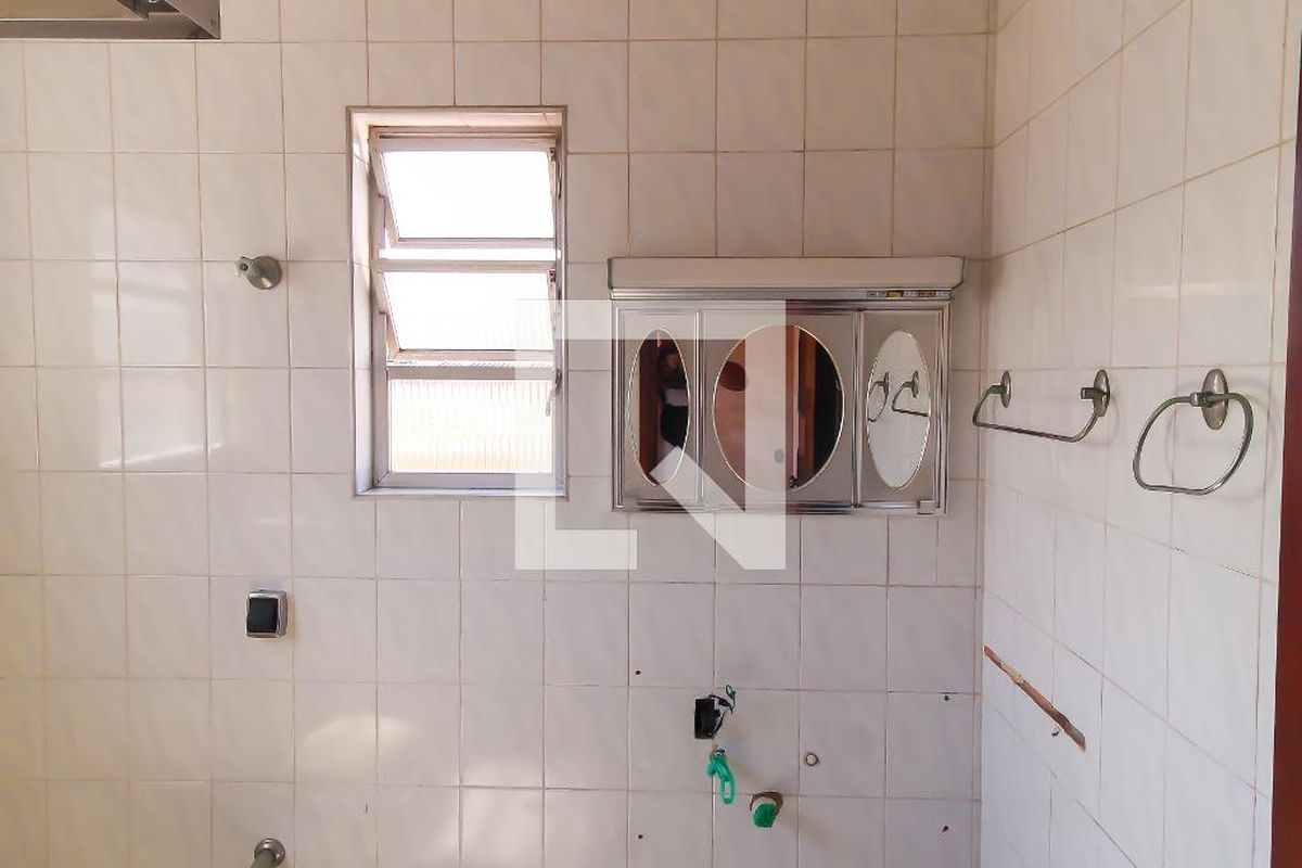 Casa, 4 quartos, 338 m² - Foto 35