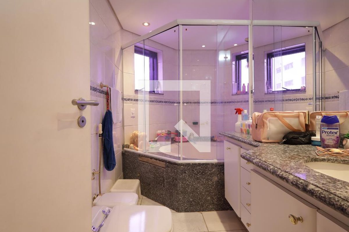 Apartamento, 3 quartos, 168 m² - Foto 102