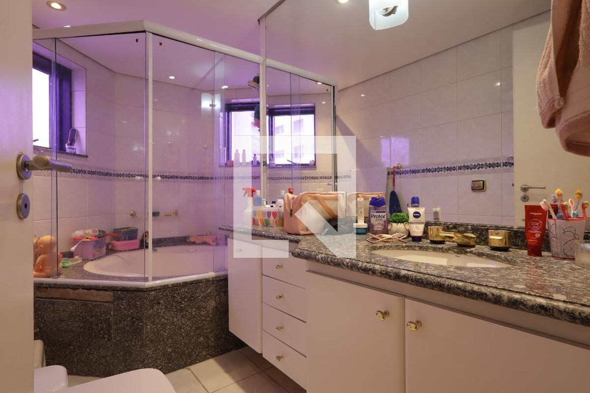 Apartamento, 3 quartos, 168 m² - Foto 100