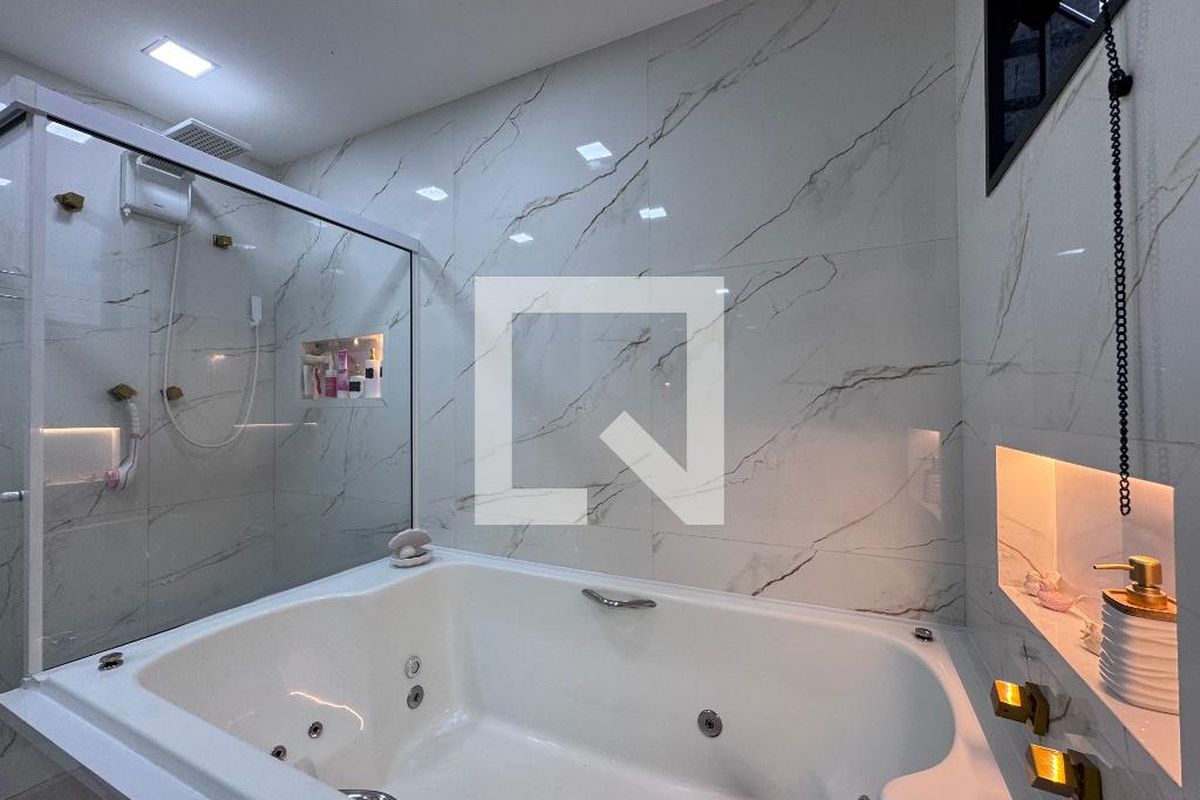 Casa, 3 quartos, 217 m² - Foto 40